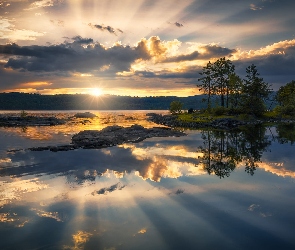 Drzewa, Chmury, Ringerike, Norwegia, Jezioro, Zachód słońca
