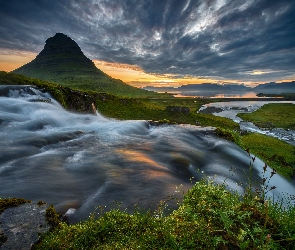 Rzeka, Wodospad Kirkjufellsfoss, Islandia, Góra Kirkjufell