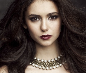 Portret, Naszyjnik, Nina Dobrev, Kobieta, Twarz, Makijaż