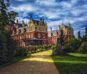 Zamek w Mużakowie - Zamek Muskau, Park Mużakowski, Niemcy, Saksonia
