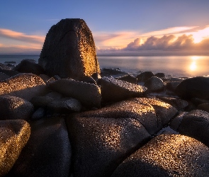 Brzeg, Morze, Stan Queensland, Wschód słońca, Kamienie, Australia, Park Narodowy Noosa