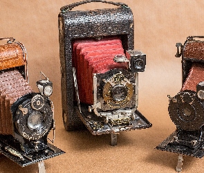 Antyki, Eastman Kodak Company, Trzy, Aparaty fotograficzne