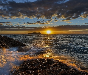 Nowa Południowa Walia, Australia, Wschód Słońca, Ocean Spokojny, Morze, Skały, Przylądek Fingal Head