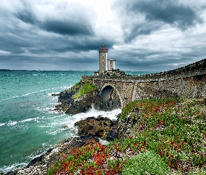 Bretania, Francja, Roślinność, Latarnia morska Phare du Petit Minou, Morze, Wybrzeże, Gmina Plouzané