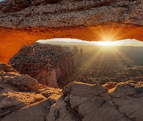 Stan Utah, Stany Zjednoczone, Promienie Słońca, Łuk Mesa Arch, Skały, Kanion, Park Narodowy Canyonlands