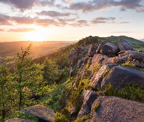 Skały, Wzgórze, Hrabstwo Staffordshire, Wschód słońca, Grzbiet górski The Roaches, Anglia, Park Narodowy Peak District