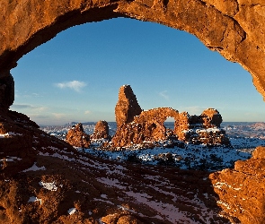 Skalne, Łuki, Stan Utah, Zima, Formacja Turret Arch, Stany Zjednoczone, Park Narodowy Arches