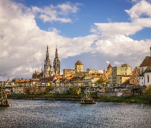Miasto Ratyzbona, Bawaria, Niemcy, Kościół, Katedra Św. Piotra, Rzeka Dunaj, Most, Regensburg