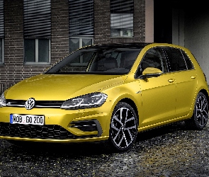 R-Line Facelift, 2017, Volkswagen Golf 7