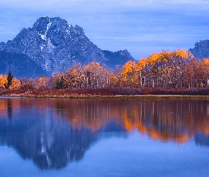 Stan Wyoming, Góry, Stany Zjednoczone, Rzeka Snake River, Drzewa, Park Narodowy Grand Teton, Jesień, Szczyt Mount Moran