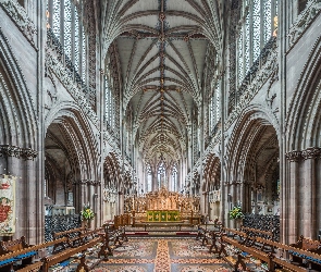 Hrabstwo Staffordshire, Anglia, Ławki, Katedra w Lichfield, Kościół katedralny Najświętszej Maryi Panny i świętego Chada, Ołtarz, Miasto Lichfield
