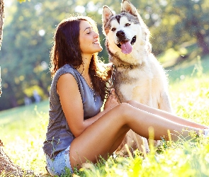 Pies, Polana, Drzewo, Siberian husky, Kobieta