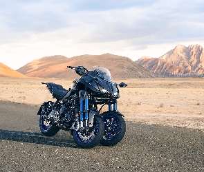 Yamaha Niken, Góry, Motor trzykołowy