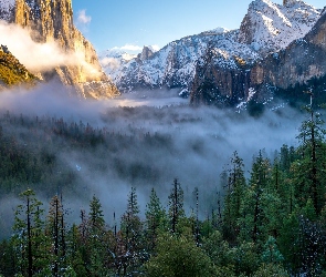 Park Narodowy Yosemite, Dolina Yosemite Valley, Stany Zjednoczone, Mgła, Góry, Stan Kalifornia, Lasy