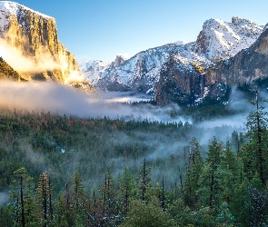 Chmury, Mgła, Stan Kalifornia, Stany Zjednoczone, Park Narodowy Yosemite, Góry Sierra Nevada