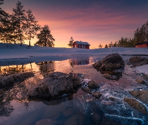 Jezioro Vaeleren, Ringerike, Norwegia, Dom, Zachód słońca, Kamienie, Drzewa, Zima