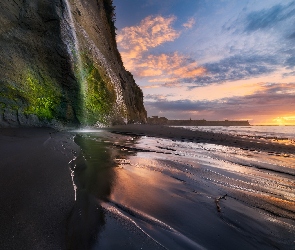 Nowa Zelandia, Region Taranaki, Klif, Zachód słońca, Morze, White Cliffs Walkway