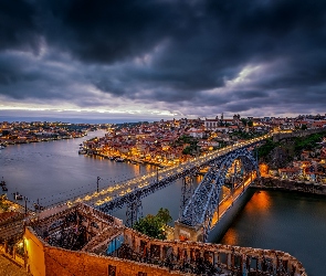 Chmury, Ciemne, Porto, Portugalia, Rzeka Duero, Most Ponte Dom Luis I