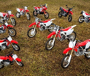 Motocykle, Czerwono-białe, Honda CRF