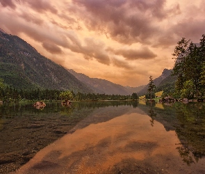 Jezioro Hintersee, Niemcy, Gmina Ramsau bei Berchtesgaden, Bawaria, Góry Alpy