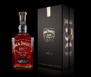 Jack Daniels, Ciemne tło, Pudełko, Butelka, Whisky