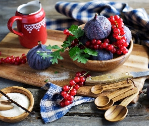 Łyżki, Dzbanuszek, Figi, Deska, Porzeczka, Kompozycja, Czerwona