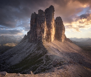 Góry, Skały, Włochy, Tre Cime di Lavaredo, Dolomity, Masyw