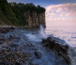 Porośnięte, Kamienie, Brzeg, Morze Czarne, Rosja, Miejscowość Tuapse, Skała Kiseleva, Kraj Krasnodarski, Skały