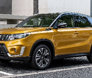 Suzuki Vitara, Żółty