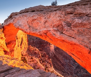 Skała, Stany Zjednoczone, Stan Utah, Mesa Arch, Park Narodowy Canyonlands