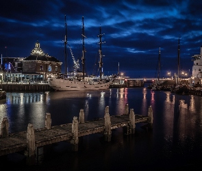 Port, Pomost, Nabrzeże, Drewniany, Noc, Żaglowiec, Holandia, Harlingen