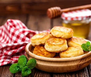 Listki, Ścierka, Miód, Racuchy, Miseczka, Deski