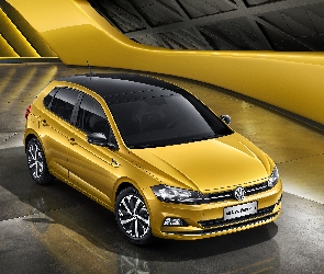 Volkswagen Polo Plus, 2019, Żółty