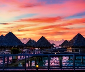 Francja, Polinezja Francuska, Pomosty, Domki, Zachód słońca, Bora Bora