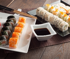 Pałeczki, Sos, Sushi