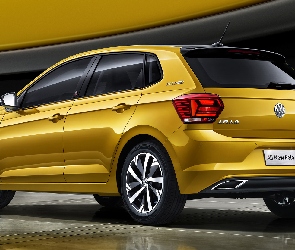Volkswagen Polo Plus, Żółty