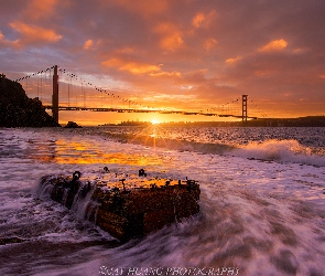 Stany Zjednoczone, Stan Kalifornia, Chmury, Cieśnina Golden Gate, Zachód słońca, Most Golden Gate Bridge