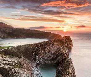 Skały, Chmury, Morze, Wschód słońca, Hrabstwo Dorset, Wzgórza, Anglia, Zatoka Lulworth Cove