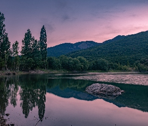 Jezioro, Odbicie, Drzewa, Kamień, Góry