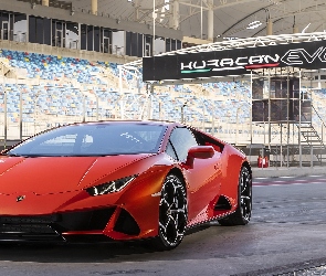 Czerwone, Stadion, Lamborghini Huracan EVO