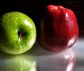 Dwa, Czerwone, Zielone, Jabłka