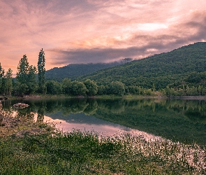 Wzgórza, Wschód słońca, Skały, Odbicie, Drzewa, Trawy, Jezioro