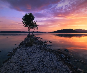 Jezioro Kastoria, Zachód słońca, Grecja, Drzewa, Kastoria, Wzgórza