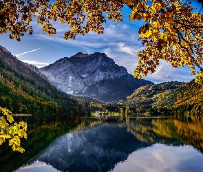 Austria, Jesień, Drzewa, Jezioro Langbatseen, Góry, Alpy