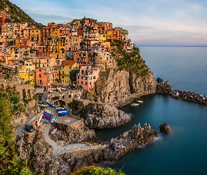 Włochy, Zatoka, Kolorowe, Skały, Domy, Cinque Terre, Gmina Riomaggiore, Miejscowość Manarola, Morze Liguryjskie