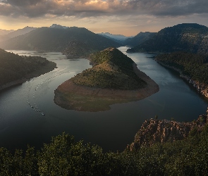 Bułgaria, Rzeka Arda, Słońce, Meander, Góry Rodopy, Skały, Zakole