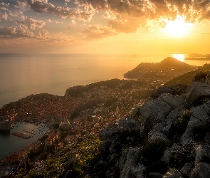 Zachód słońca, Morze Adriatyckie, Chorwacja, Miasto, Dubrownik, Góry