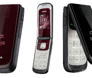 Otwarta, Czarna, Nokia 7020, Brązowa