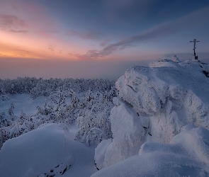 Wschód słońca, Zima, Rosja, Krzyż, Góra Krestovaya, Kraj Premski, Szczyt