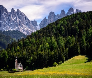 Las, Kościół św. Jana, Włochy, Masyw Odle, Góry Dolomity, Chmury, Dolina Val di Funes